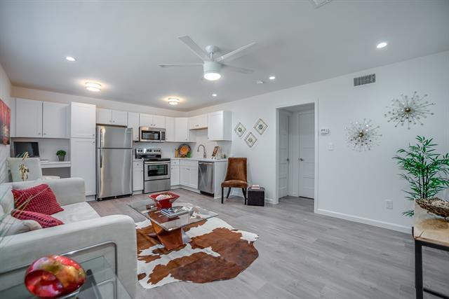 1809 Bennett Ave in Dallas, TX - Building Photo - Building Photo