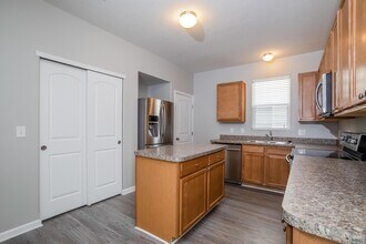 2508 Snowtip Ln in Grove City, OH - Building Photo - Building Photo