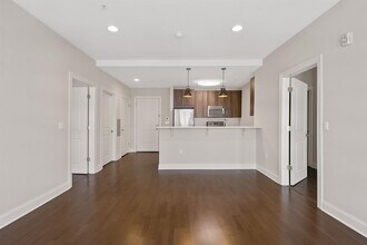 100 Marshall St in Hoboken, NJ - Foto de edificio - Building Photo