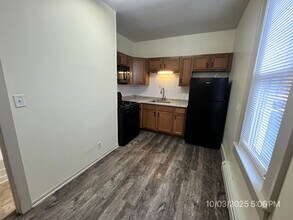 3209 S Harrison St in Fort Wayne, IN - Building Photo - Building Photo