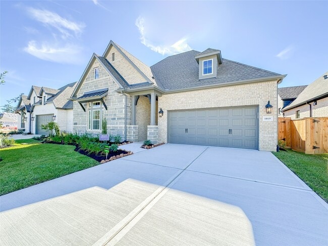 1015 Windy Creek Path in Conroe, TX - Building Photo - Building Photo