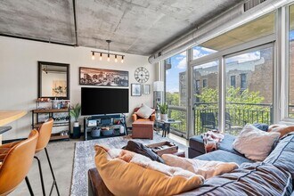 730 N 4th St, Unit 752-04 in Minneapolis, MN - Foto de edificio - Building Photo