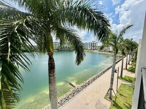4640 NW 84th Ave in Doral, FL - Building Photo - Building Photo