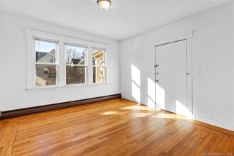 35 Young St in New Haven, CT - Building Photo - Building Photo