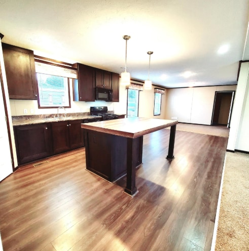 property at 9625 Cape Cod Dr