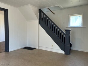 1392 Hart St in Akron, OH - Building Photo - Building Photo