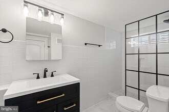 1700 Dewitt Ave in Alexandria, VA - Building Photo - Building Photo