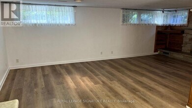 4 Walbon Rd in Toronto, ON - Building Photo - Building Photo