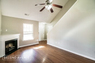 203 Ben Ln in Fairburn, GA - Building Photo - Building Photo