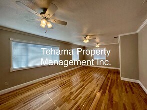 220 Mulberry Ave in Red Bluff, CA - Building Photo - Building Photo