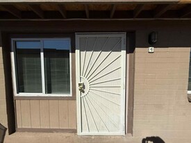 5425 E 30th St in Tucson, AZ - Building Photo