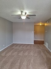 Lawnwood Apartments in San Antonio, TX - Building Photo - Building Photo