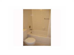 8471 Forest Hills Dr in Coral Springs, FL - Building Photo