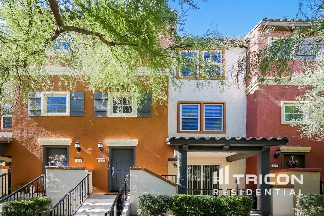 4650 Ranch House Rd in North Las Vegas, NV - Building Photo