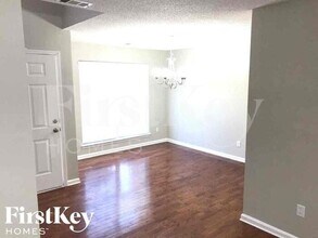 338 Breeze Mdw in Fairburn, GA - Building Photo - Building Photo