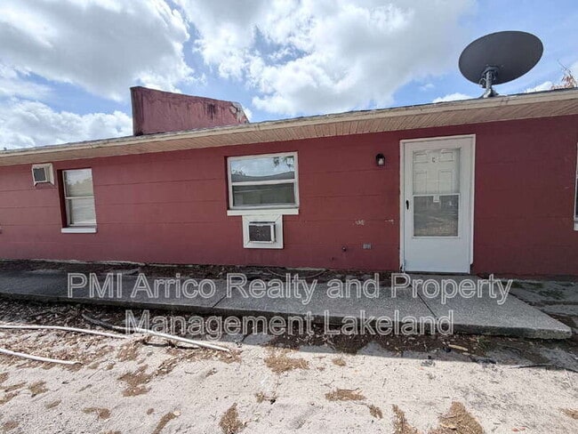 property at 507 Twin Pines Ln