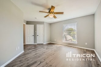 5451 Pecan Creek Cir in Fort Worth, TX - Building Photo - Building Photo