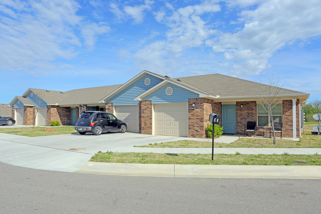 Cherokee Meadows in Tulsa, OK - Building Photo