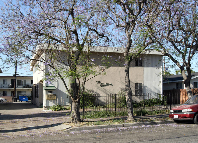 3206-3212 West 60TH Street in Los Angeles, CA - Building Photo - Building Photo