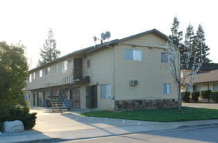 8186 Kelton Dr Apartments