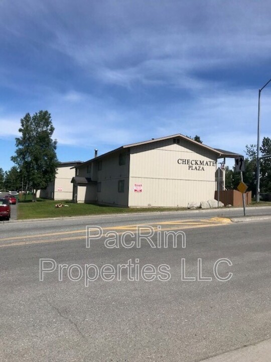 3330 Boniface Pkwy in Anchorage, AK - Building Photo