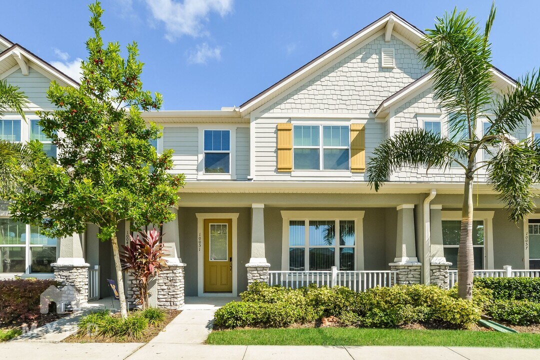 10051 Randal Walk St in Orlando, FL - Building Photo