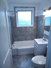 218 Pilgrim Ln, Unit 1 in Drexel Hill, PA - Building Photo - Building Photo