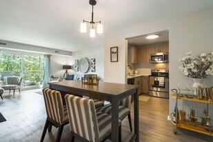 The Emerson Apartments in Ann Arbor, MI - Building Photo