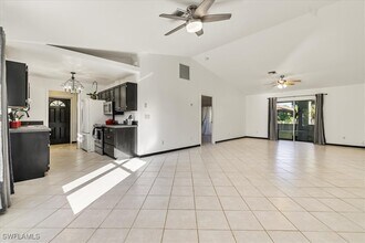 440 21st St NW in Naples, FL - Building Photo - Building Photo