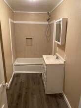 300 W 12th St in Thornton, TX - Building Photo - Building Photo