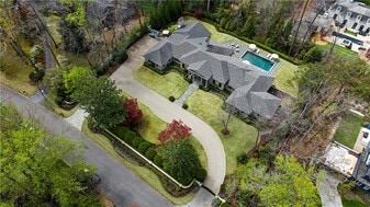 3612 Castlegate Dr NW in Atlanta, GA - Building Photo