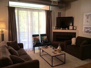 1 S Highland Ave in Arlington Heights, IL - Building Photo - Building Photo