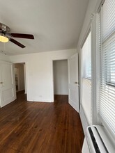 2322 W Olmos Dr in San Antonio, TX - Building Photo - Building Photo