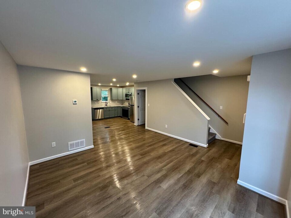 252 Mansion Pkwy in New Castle, DE - Building Photo