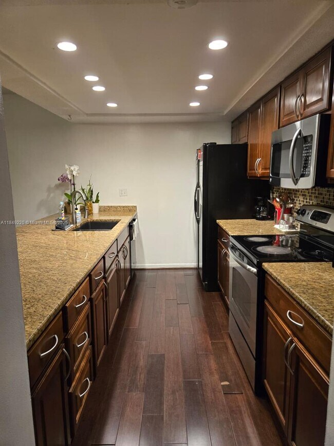 13370 SW 89th Terrace in Miami, FL - Building Photo - Building Photo