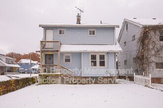 13827 S Parkway Dr in Garfield Heights, OH - Building Photo - Building Photo