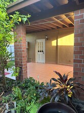 1715 SW 67th Ct-Unit -B in Miami, FL - Building Photo - Building Photo