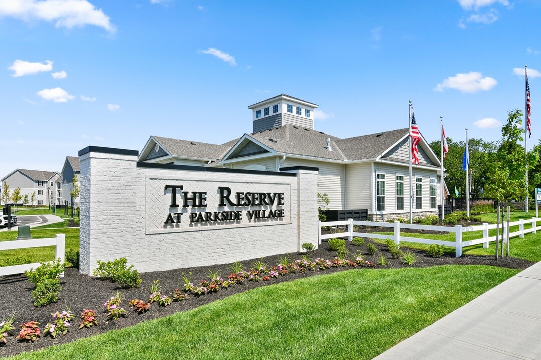 The Reserve at Parkside Village in Galloway, OH - Building Photo