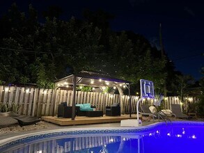 1029 NW 1st Ave in Fort Lauderdale, FL - Building Photo - Building Photo