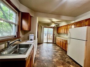 131 Goldenrod Ave in Franklin Square, NY - Building Photo - Building Photo