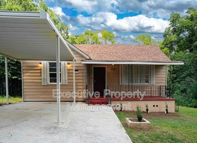 property at 1254 Lewis St