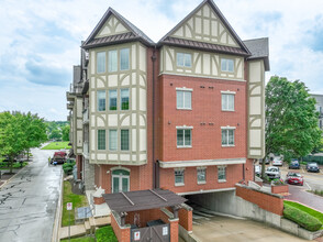 Milestone Row in St. Charles, IL - Building Photo - Building Photo