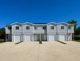1901 Azlin Pl in Siloam Springs, AR - Building Photo