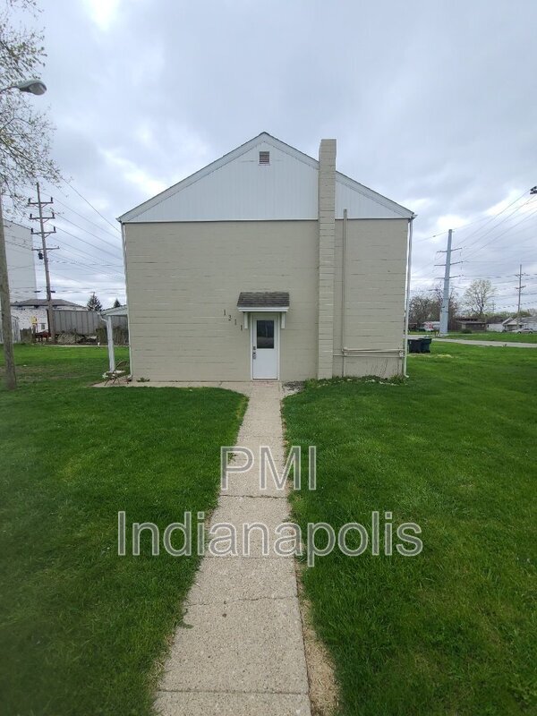 property at 1311 E 11th St