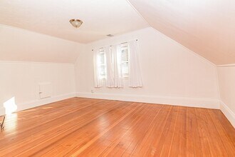 21 Edison Grn, Unit #3 in Boston, MA - Foto de edificio - Building Photo