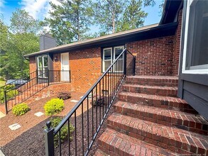 533 Coronation Dr in Fayetteville, NC - Building Photo - Building Photo