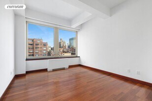 305 E 63rd St in New York, NY - Building Photo