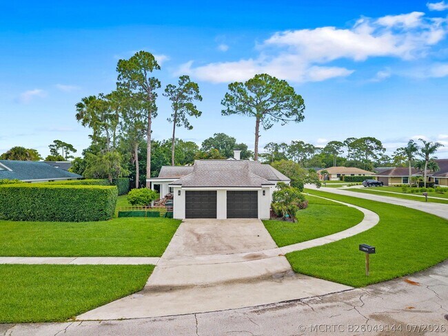 property at 13571 Jonquil Pl