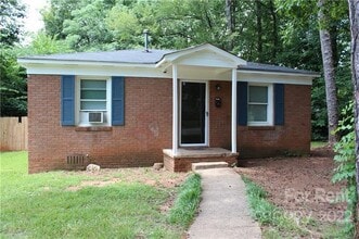 1629 McDonald St in Charlotte, NC - Building Photo - Building Photo