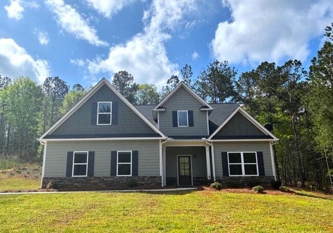 property at 80 Hawthorn Ln